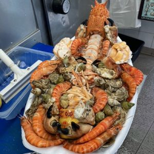 poissonnerie cagnes sur mer-poissonnier saint laurent du var-fruits de mer villeneuve loubet-traiteur la gaude-plateau fruits de mer la colle sur loup-poisson biot