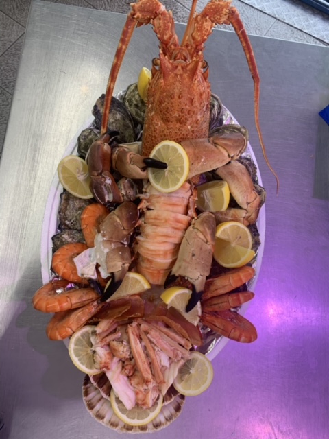 poissonnerie cagnes sur mer-poissonnier saint laurent du var-fruits de mer villeneuve loubet-traiteur la gaude-plateau fruits de mer la colle sur loup-poisson biot