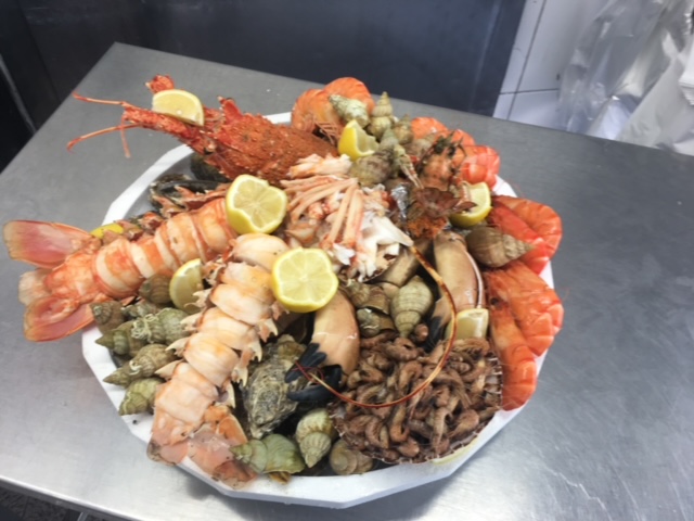 poissonnerie cagnes sur mer-poissonnier saint laurent du var-fruits de mer villeneuve loubet-traiteur la gaude-plateau fruits de mer la colle sur loup-poisson biot