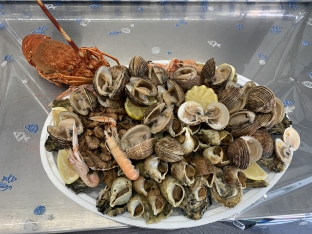 poissonnerie cagnes sur mer-poissonnier saint laurent du var-fruits de mer villeneuve loubet-traiteur la gaude-plateau fruits de mer la colle sur loup-poisson biot