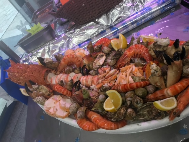 poissonnerie cagnes sur mer-poissonnier saint laurent du var-fruits de mer villeneuve loubet-traiteur la gaude-plateau fruits de mer la colle sur loup-poisson biot