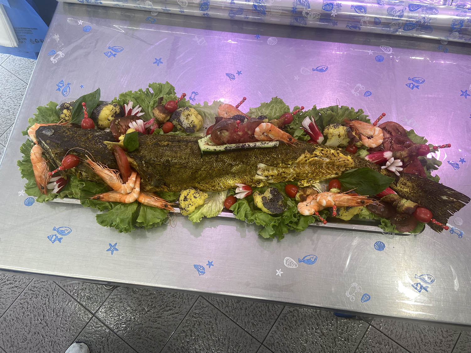 poissonnerie cagnes sur mer-poissonnier saint laurent du var-fruits de mer villeneuve loubet-traiteur la gaude-plateau fruits de mer la colle sur loup-poisson biot