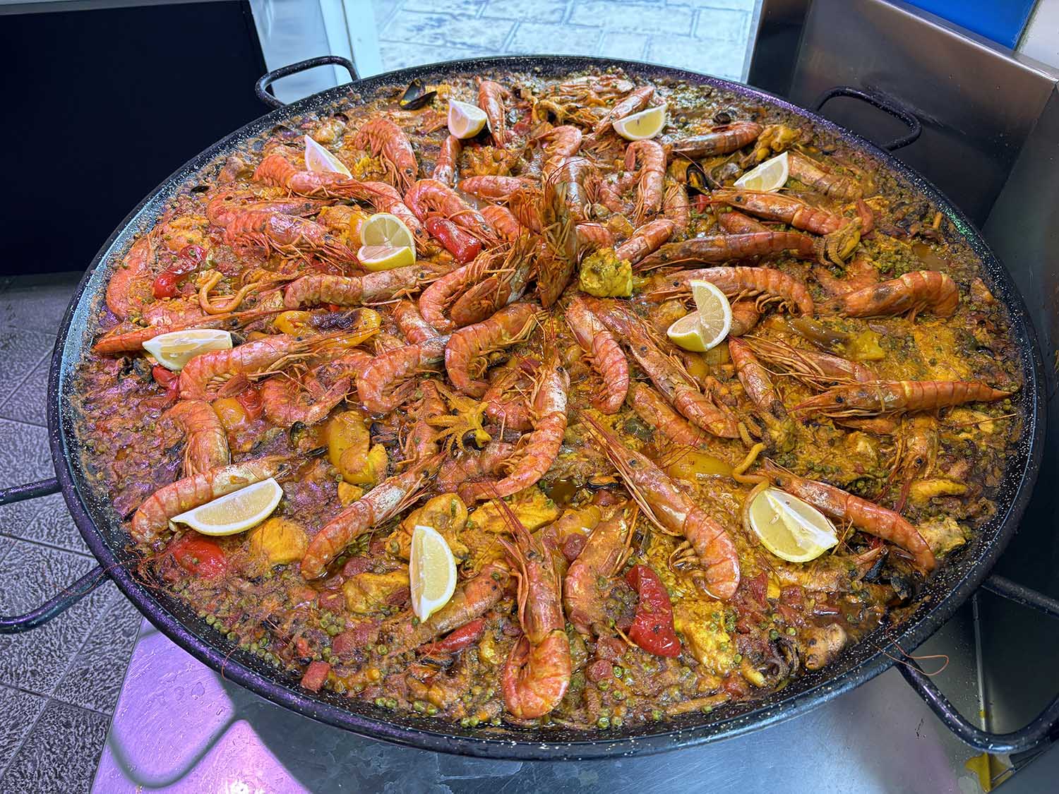 poissonnerie cagnes sur mer-poissonnier saint laurent du var-fruits de mer villeneuve loubet-traiteur la gaude-plateau fruits de mer la colle sur loup-poisson biot